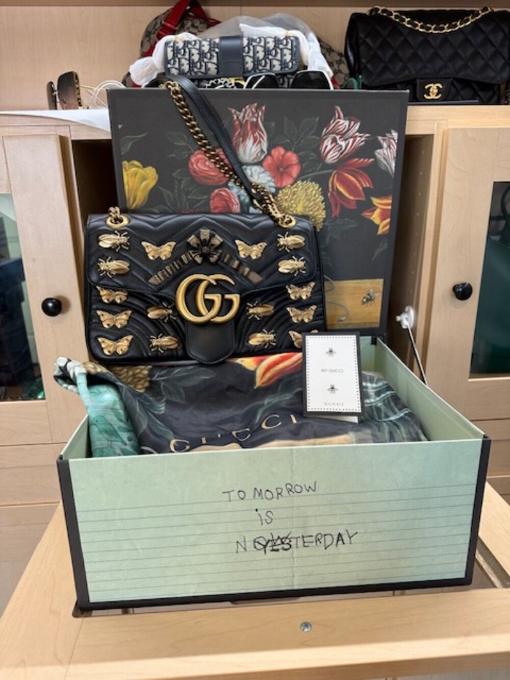 Gucci GG Marmont Medium Insect Black Matelassé Purse - Picture 16 of 16